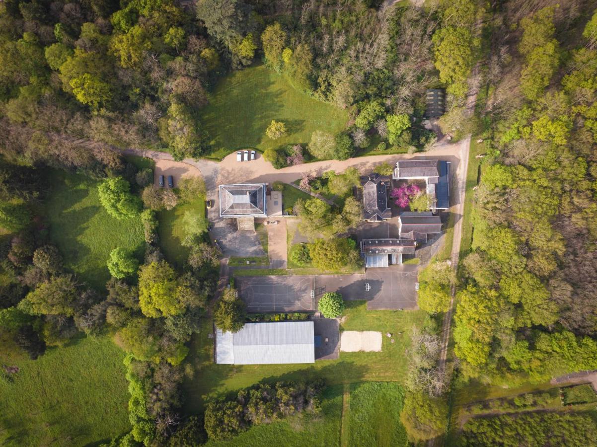 Institut Bois Robert Hotel Becon-les-Granits Bagian luar foto