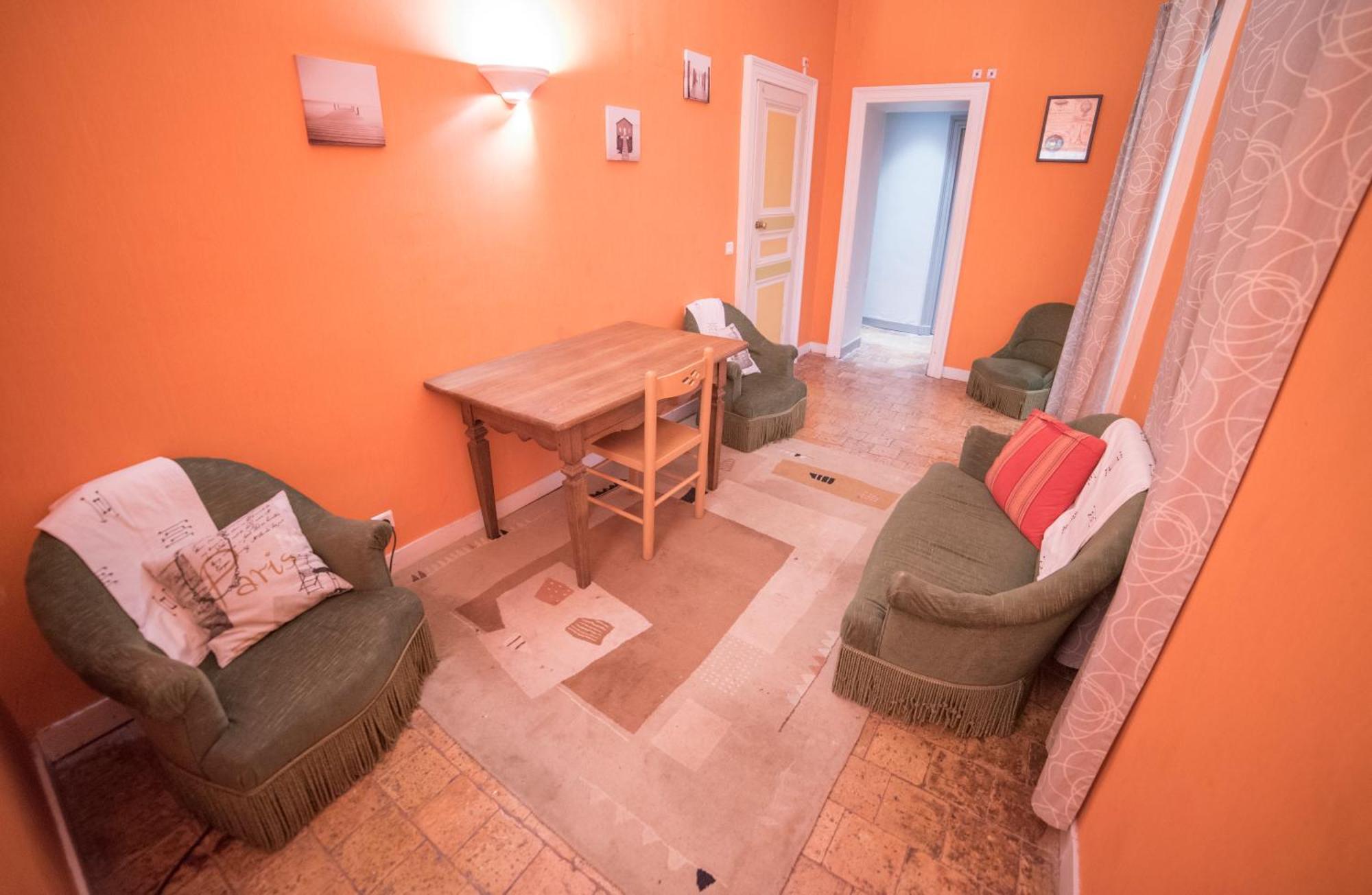 Institut Bois Robert Hotel Becon-les-Granits Bagian luar foto