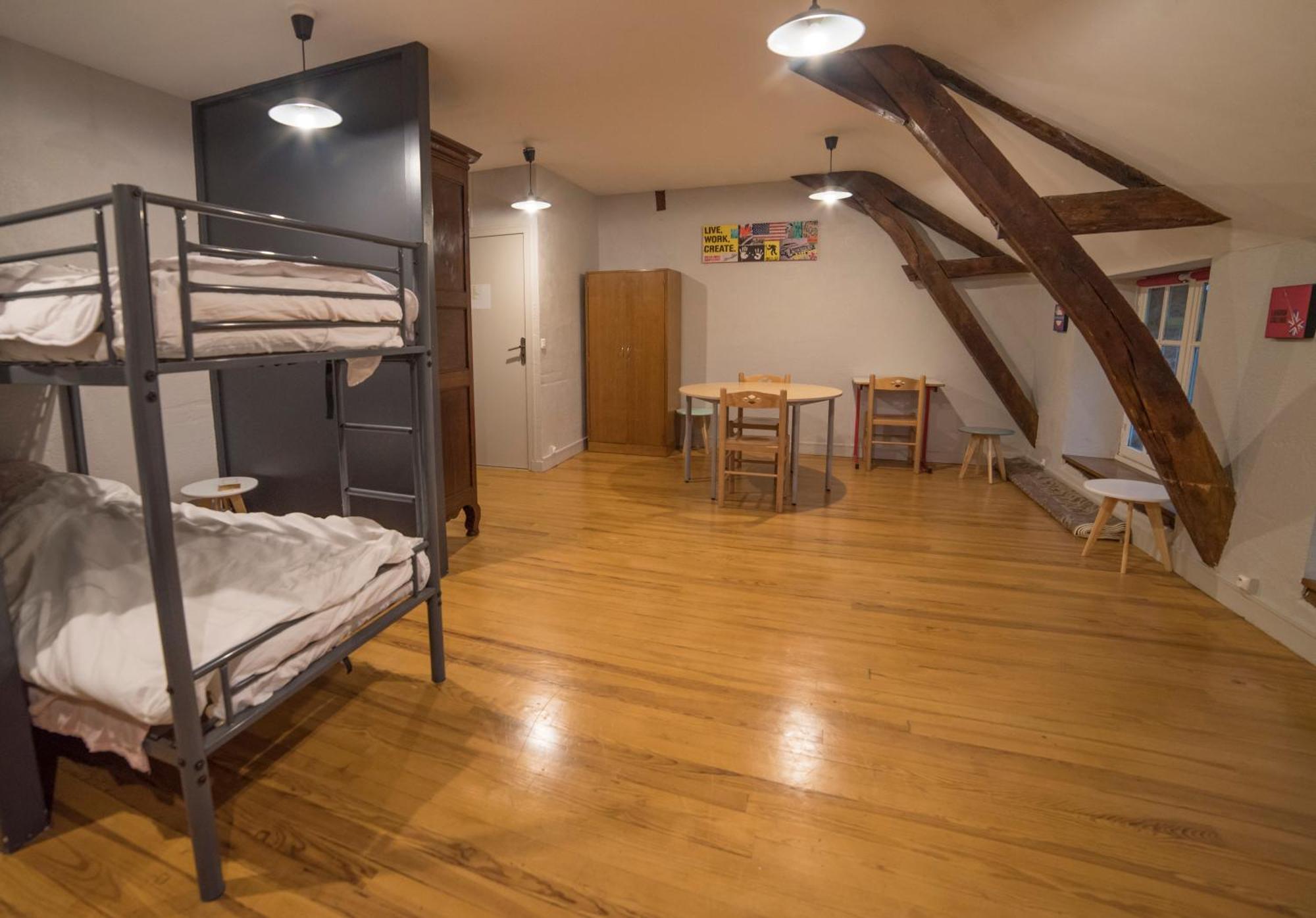 Institut Bois Robert Hotel Becon-les-Granits Bagian luar foto